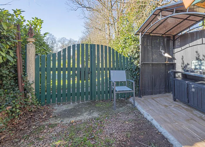 Les Mimosas - 3 D'hôtes Couette-café Plassac (Gironde)